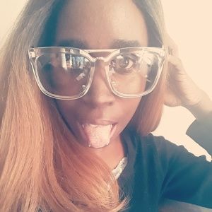 Meet your Posher, Sarina